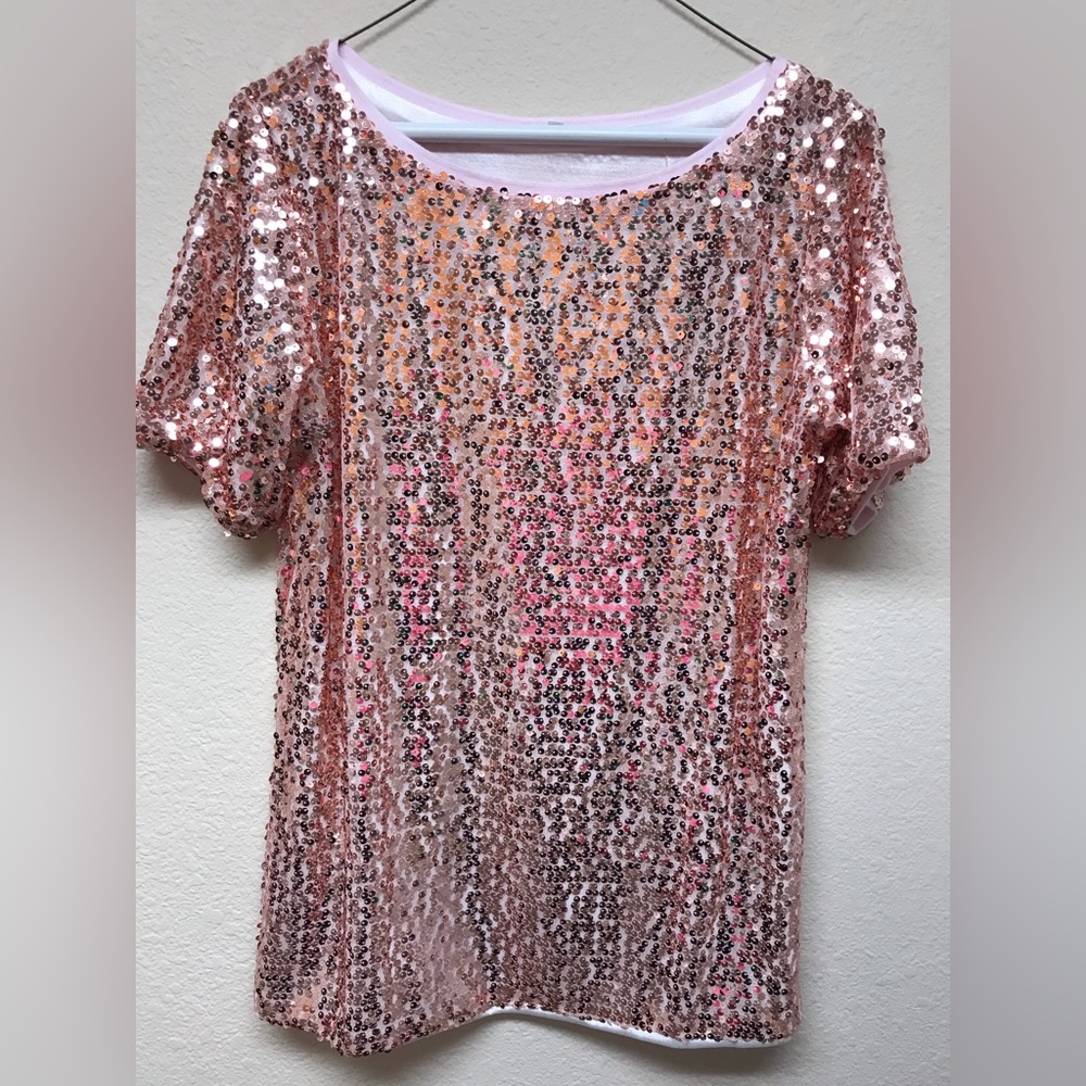 Pale pink sequin shirt sleeved top / sz Med